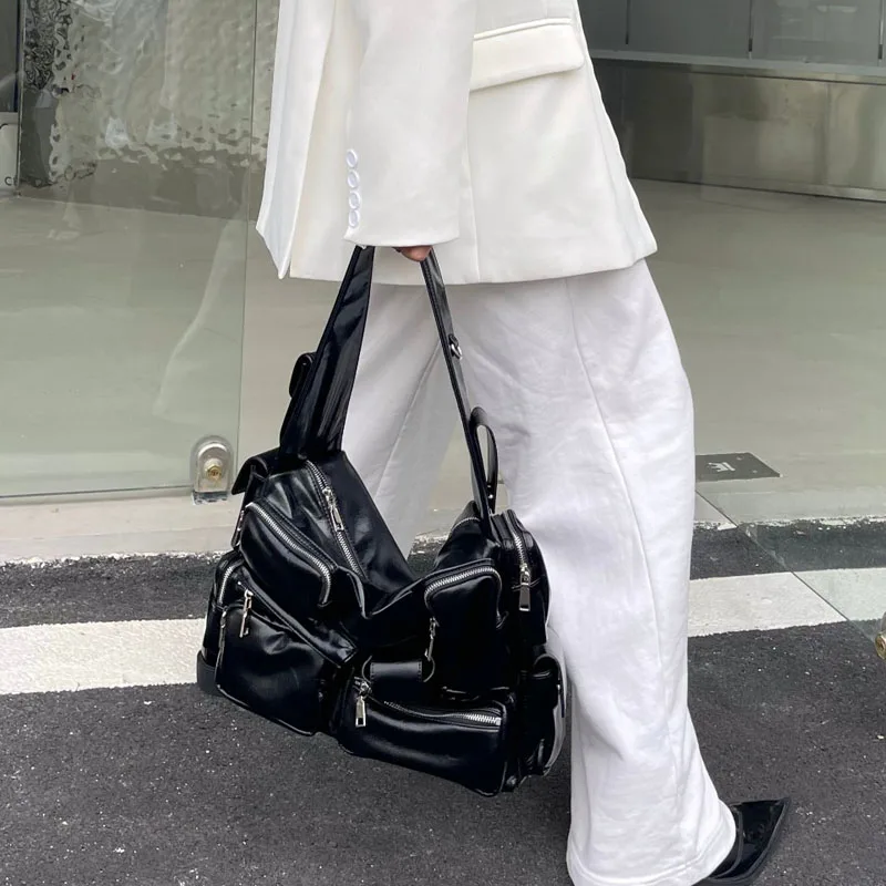 B New Multi Pocket Functional Shoulder Bag Fashionable Large Capacity Shoulder Bag Unisex Travel Crossbody Bag
B New Multi Pocket Functional Shoulder Bag Fashionable Large Capacity Shoulder Bag Unisex Travel Crossbody Bag