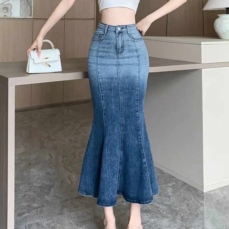2023 Women's Skirt Summer New Cowboy Design Sense High Waist Gradient Loose And Comfortable Appear Thin Free Shipping
2023 Women's Skirt Summer New Cowboy Design Sense High Waist Gradient Loose And Comfortable Appear Thin Free Shipping