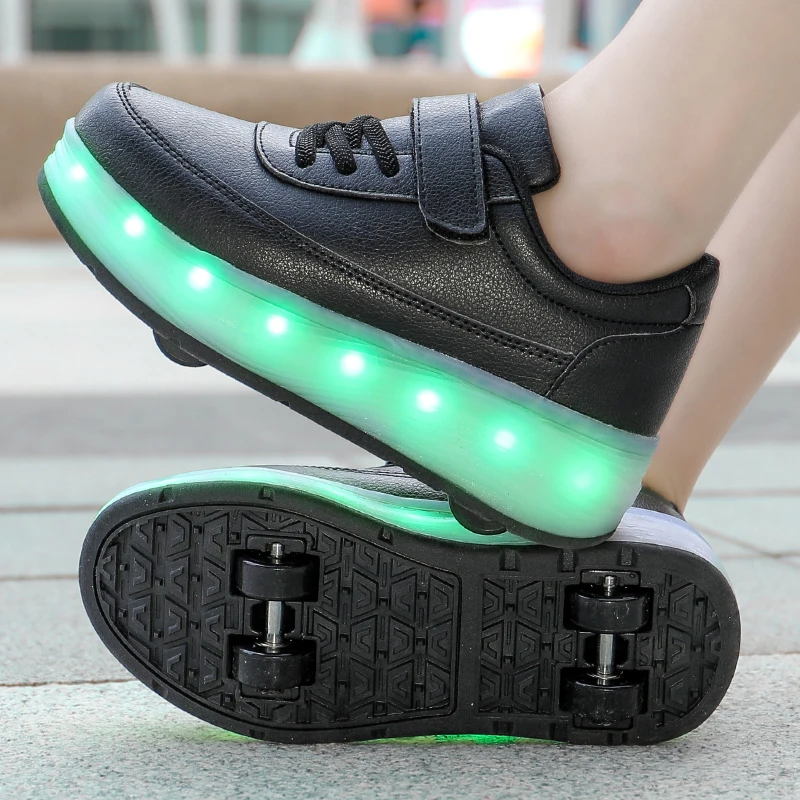 New Flashing Fashion Roller Skate Shoes Kids Boy Girl USB Charging Children Luminous Wheels Sneakers for Outdoor Street
New Flashing Fashion Roller Skate Shoes Kids Boy Girl USB Charging Children Luminous Wheels Sneakers for Outdoor Street