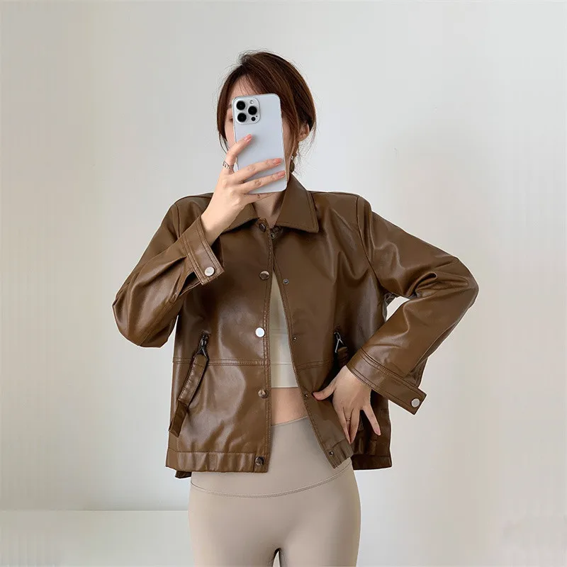 Spring Autumn New Women Casual Short Faux PU Leather Jacket Lapel Single-breasted Long Sleeve Female PU Biker Jacket Black Brown
Spring Autumn New Women Casual Short Faux PU Leather Jacket Lapel Single-breasted Long Sleeve Female PU Biker Jacket Black Brown