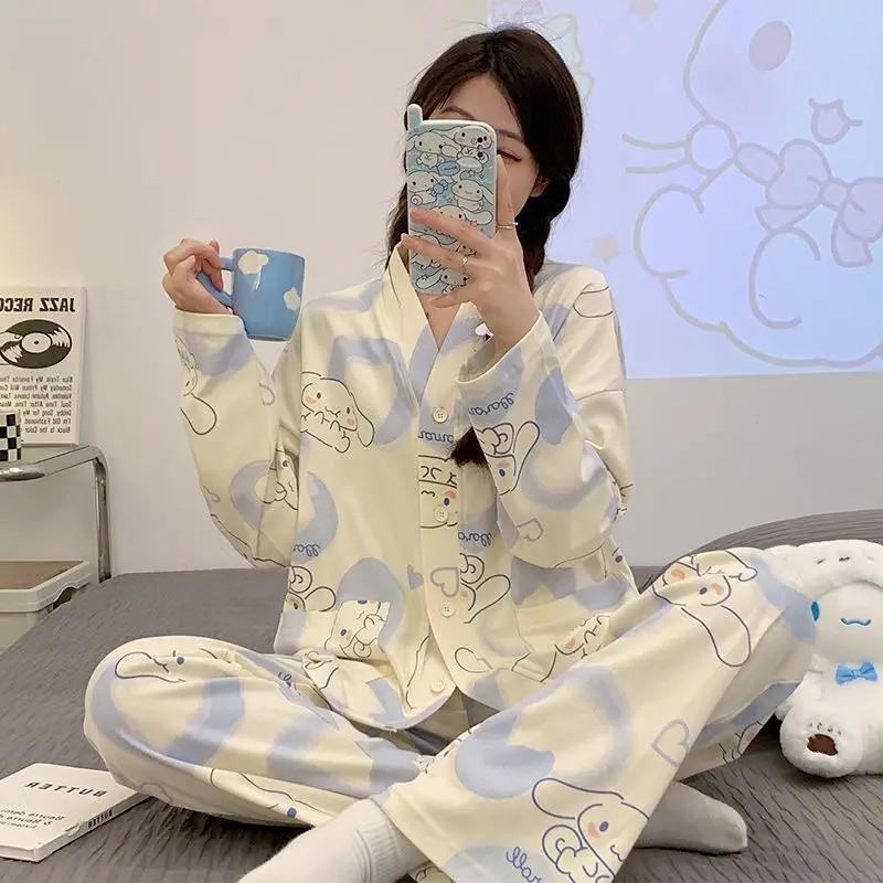 Kawaii Sanrio Anime Cinnamoroll Pajamas Cute Cartoon Kuromi Spring Autumn New Long Sleeve Pant Sweet Home Wear Clothes Toys
Kawaii Sanrio Anime Cinnamoroll Pajamas Cute Cartoon Kuromi Spring Autumn New Long Sleeve Pant Sweet Home Wear Clothes Toys