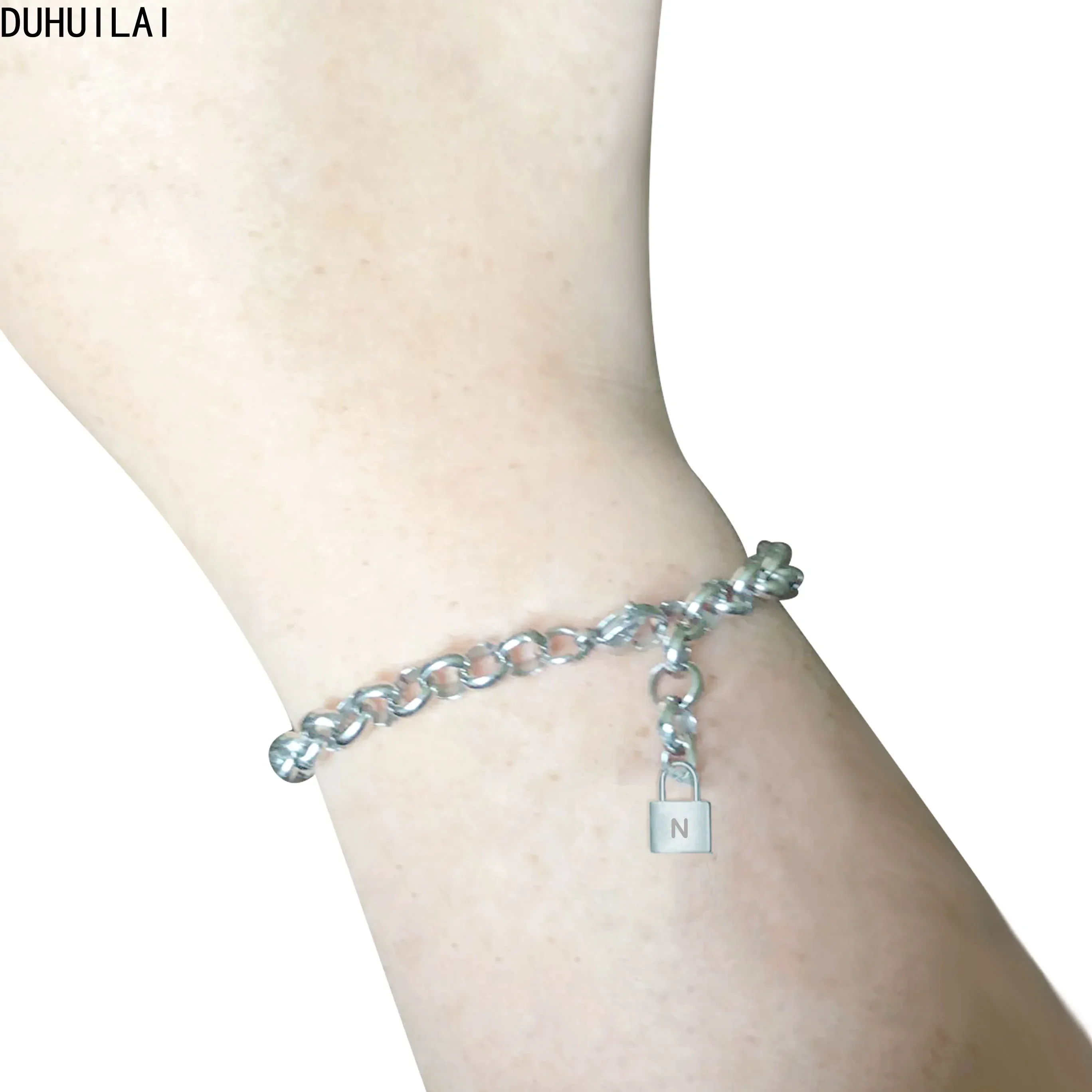 Personalized Ladies Stainless Steel 26 Initial Lockhead Pendant Thick Bracelet High Quality Jewelry for Children Birthday Gift
Personalized Ladies Stainless Steel 26 Initial Lockhead Pendant Thick Bracelet High Quality Jewelry for Children Birthday Gift