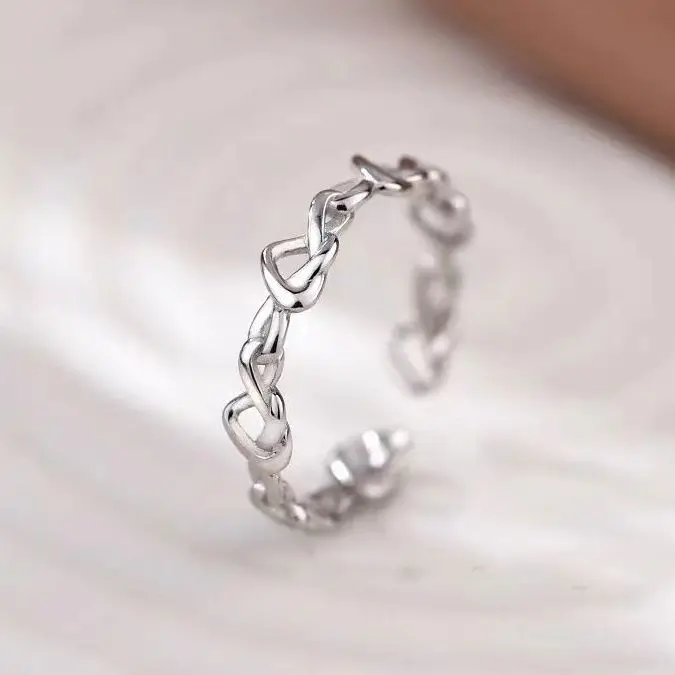 925 silver ring female non fading index finger ring Wave temperament cool wind niche advanced adjustable ring
925 silver ring female non fading index finger ring Wave temperament cool wind niche advanced adjustable ring
