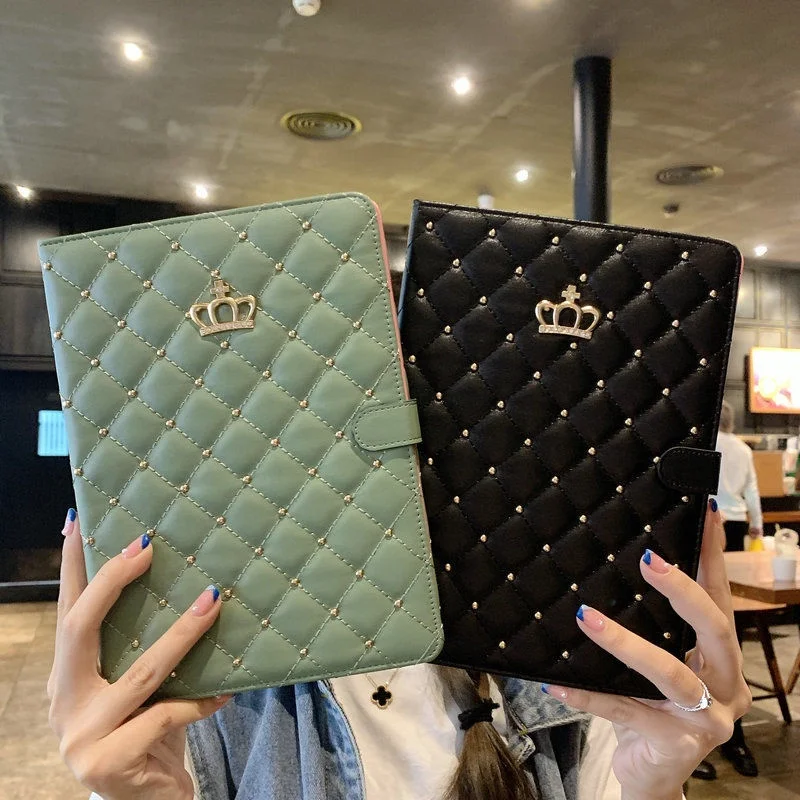 luxury crown Case For iPad Pro 11 M2 2022 Air5 4 10.9 Case 10.2 9th 8th Gen Mini 6 5 10.5 Air 2 9.7 PU Leather Flip Stand Cover
luxury crown Case For iPad Pro 11 M2 2022 Air5 4 10.9 Case 10.2 9th 8th Gen Mini 6 5 10.5 Air 2 9.7 PU Leather Flip Stand Cover