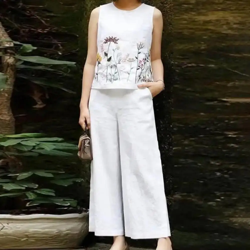 Vintage Women Sleeveless Tops Wide Leg Pant Sets Summer Matching Sets 2PCS Embroidery Floral Trousers Suits Tracksuit
Vintage Women Sleeveless Tops Wide Leg Pant Sets Summer Matching Sets 2PCS Embroidery Floral Trousers Suits Tracksuit