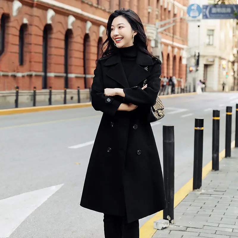 Black Thick Women Woolen Coat 2023 Autumn Winter New Double Breasted Wool Blend Jacket Coat With Belt Long Elegant Overcoat Y959
Black Thick Women Woolen Coat 2023 Autumn Winter New Double Breasted Wool Blend Jacket Coat With Belt Long Elegant Overcoat Y959
