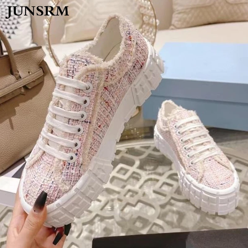 Sweet Pink Blue Canvas Women's Shoes Round Toe Lace Up Increase Height Sports Board Shoes Platform Thick Sole Female Sneakers
Sweet Pink Blue Canvas Women's Shoes Round Toe Lace Up Increase Height Sports Board Shoes Platform Thick Sole Female Sneakers