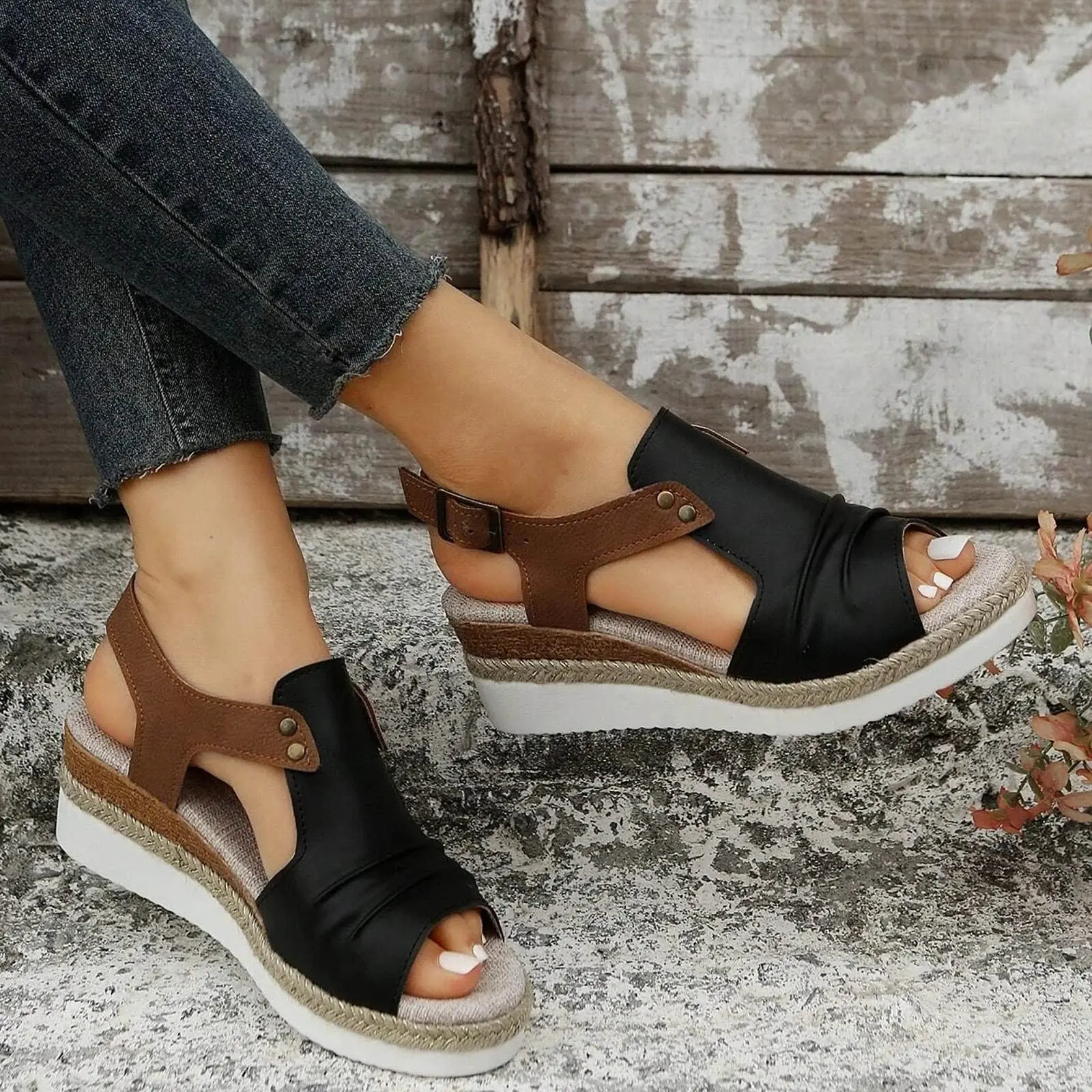 Platform Wedge Pleated Sandals for Women Summer Dressy Flat 2023 Ankle Strap Espadrilles Casual Thick Bottom Open Toe Shoes
Platform Wedge Pleated Sandals for Women Summer Dressy Flat 2023 Ankle Strap Espadrilles Casual Thick Bottom Open Toe Shoes