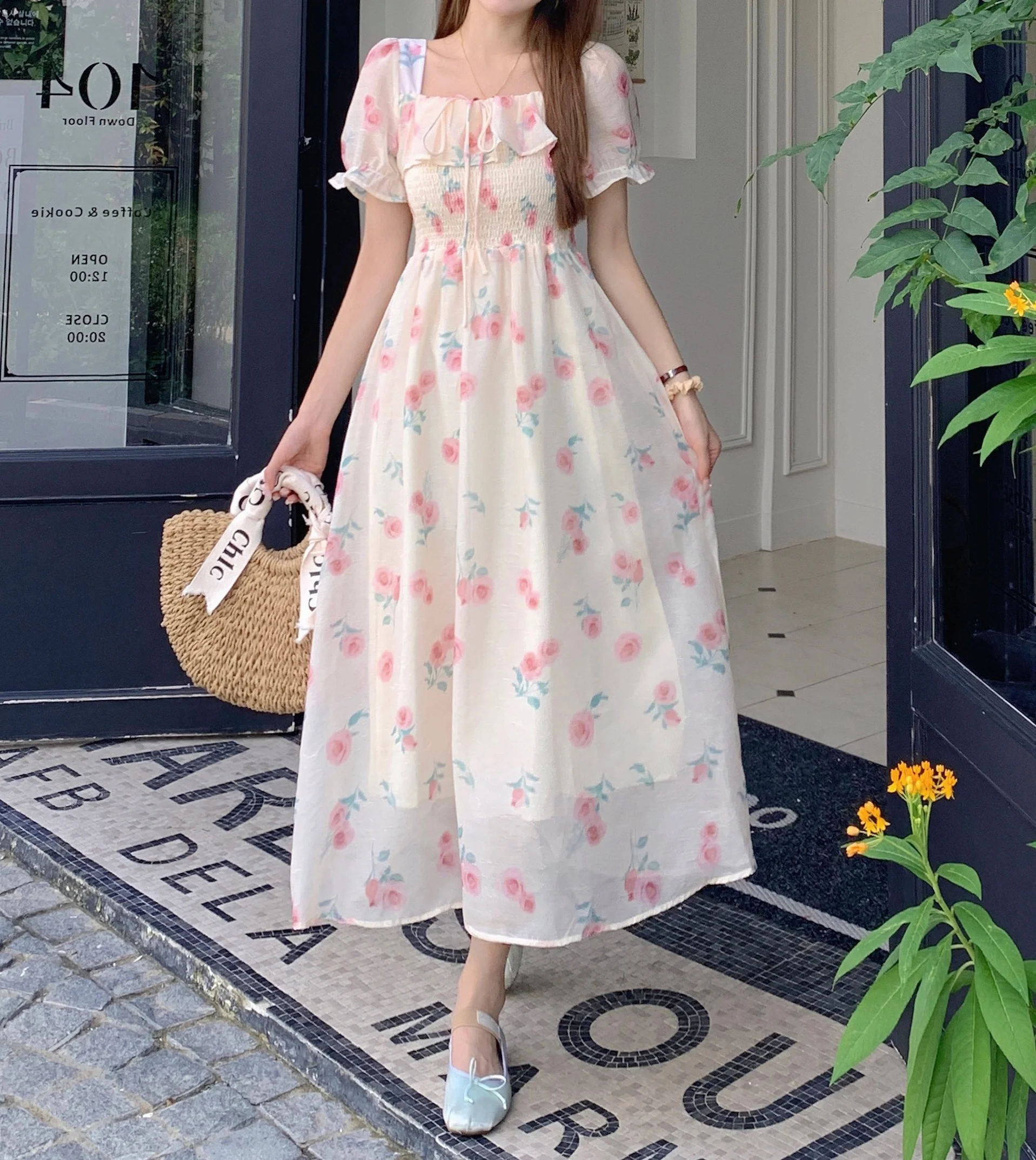 Chiffon Women's Dress with Lining for Holiday Vacation Floral 2024 Summer New French Dress Beach Casual Youthful Dressess
Chiffon Women's Dress with Lining for Holiday Vacation Floral 2024 Summer New French Dress Beach Casual Youthful Dressess