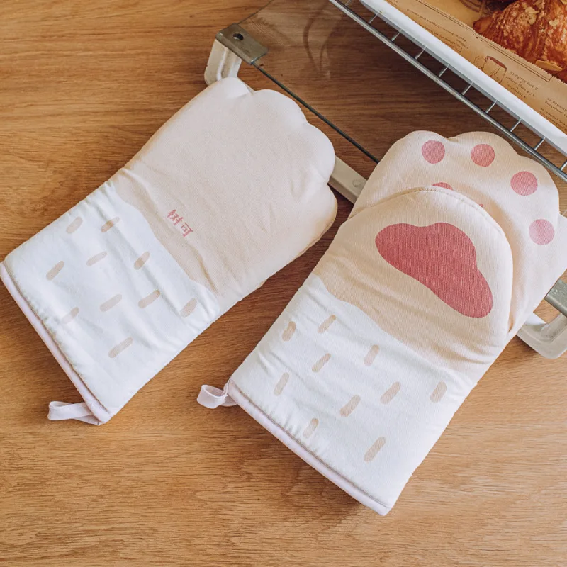 Cat Paw Baking Gloves Kitchen Pot Heat Resistant Oven High Temperature Resistant Microwave Oven Thickened Insulation
Cat Paw Baking Gloves Kitchen Pot Heat Resistant Oven High Temperature Resistant Microwave Oven Thickened Insulation