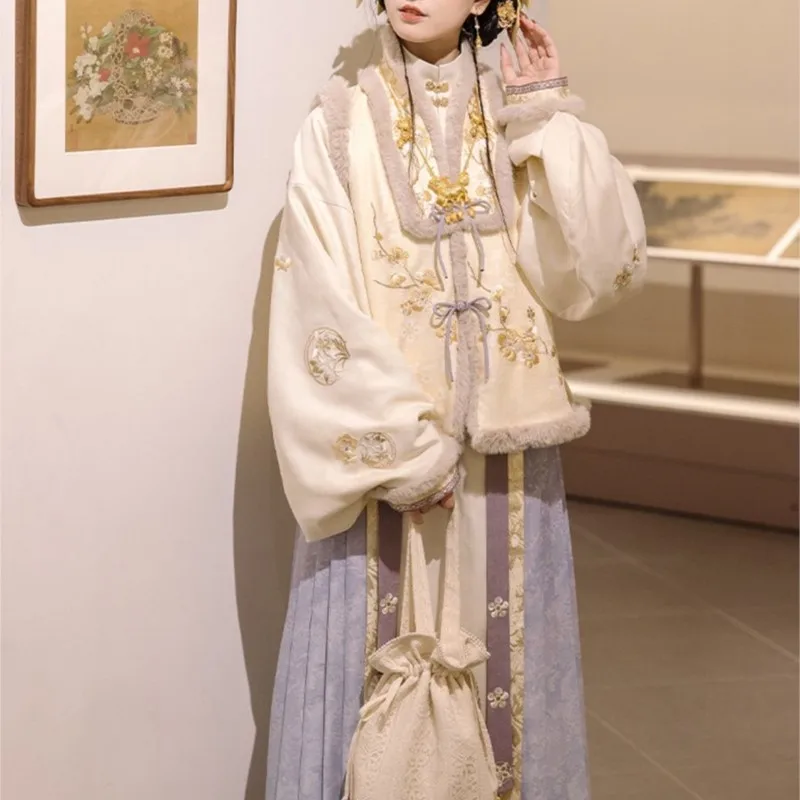 2023 Pre-sale 20-day Hanfu Women's Embroidery Thickened Ming Horse Face Skirt Fairy Ancient Autumn Costume Mamian Dress 3pcs
2023 Pre-sale 20-day Hanfu Women's Embroidery Thickened Ming Horse Face Skirt Fairy Ancient Autumn Costume Mamian Dress 3pcs