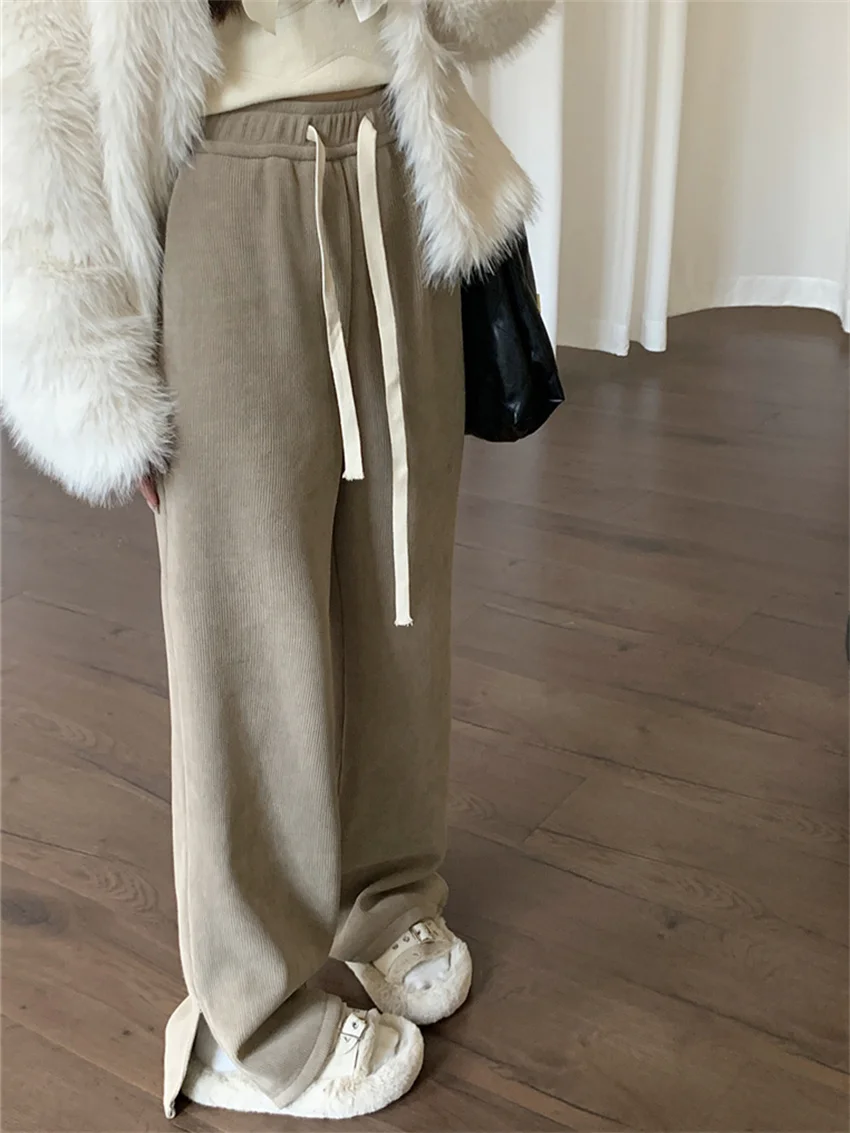 Alien Kitty 2023 Spring Women Wide Leg Trousers Plush Solid Split Warm OL High Street Casual New Loose Fashion Chic Straight
Alien Kitty 2023 Spring Women Wide Leg Trousers Plush Solid Split Warm OL High Street Casual New Loose Fashion Chic Straight