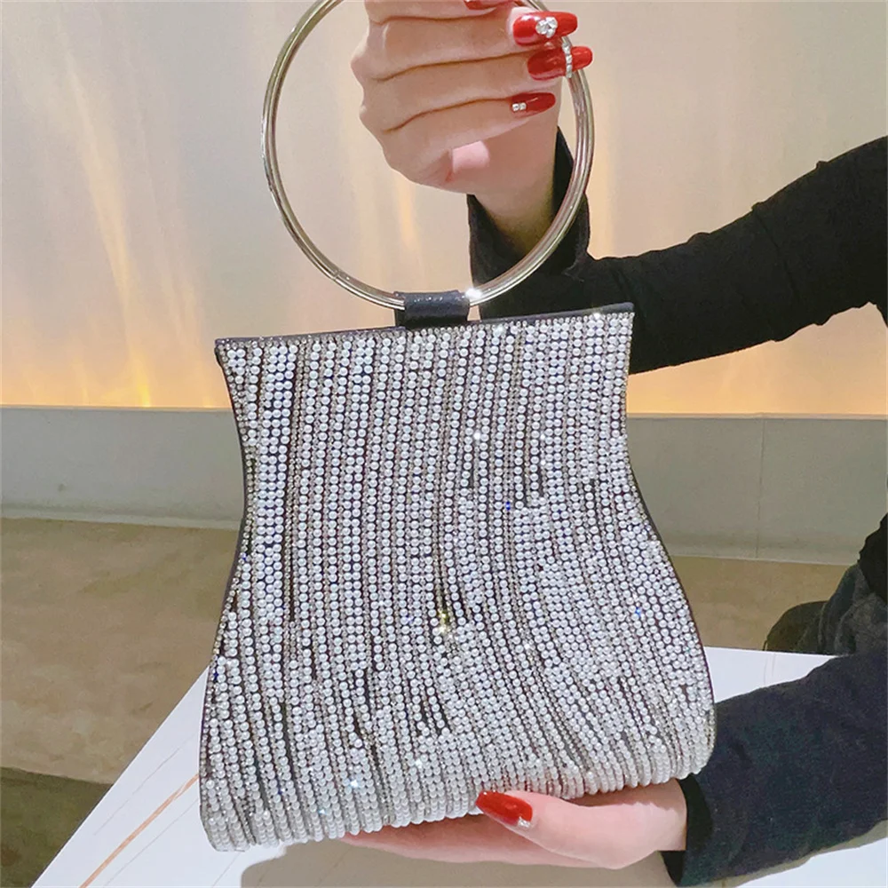 Women's Diamond Handbags Rhinestones Evening Bag Bridal Clutch Purse Lady Handle Shiny Crystal Banquet Wedding Party Tote Bag
Women's Diamond Handbags Rhinestones Evening Bag Bridal Clutch Purse Lady Handle Shiny Crystal Banquet Wedding Party Tote Bag