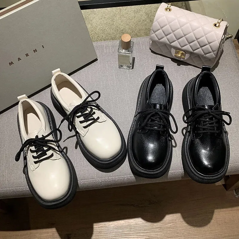 

Chunky Gothic Platform Shoes For Women Fashion Desinger Lace Up PU Leather Flat Shoes Casual Punk 2023 Black White Shoes New