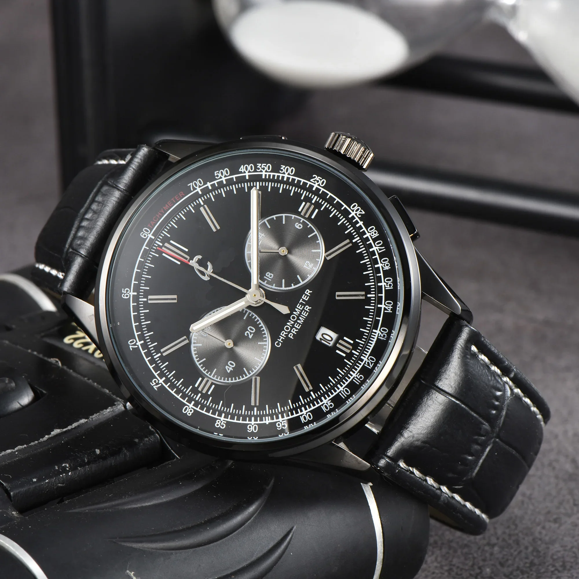 

2023 Mens Quartz Watch 45mm Leather Strap Blue Black Sapphire Battery WristWatches Super luminous montre de luxe