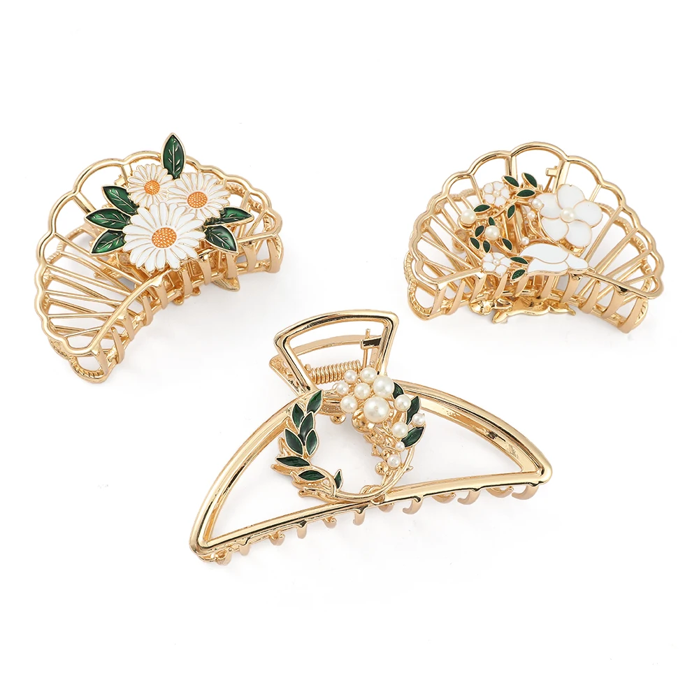 French metal hairpin back head animation Genshin Impact cat's eye tulip flower hairpin hair ornament
French metal hairpin back head animation Genshin Impact cat's eye tulip flower hairpin hair ornament