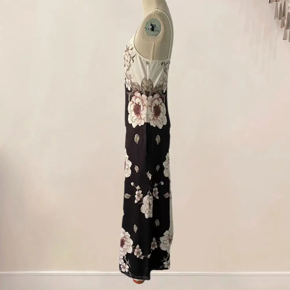 Beach Strappy Dress Elegant Print Maxi Dress with Pockets Women's Sleeveless A-line Summer Dress Round Neck Backless Ankle
Beach Strappy Dress Elegant Print Maxi Dress with Pockets Women's Sleeveless A-line Summer Dress Round Neck Backless Ankle