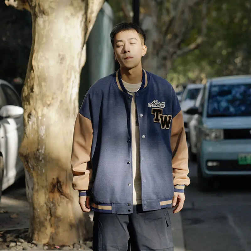 Spring and autumn new retro contrasting color baseball uniforms for men Hong Kong style trendy loose and versatile couple jacket
Spring and autumn new retro contrasting color baseball uniforms for men Hong Kong style trendy loose and versatile couple jacket
