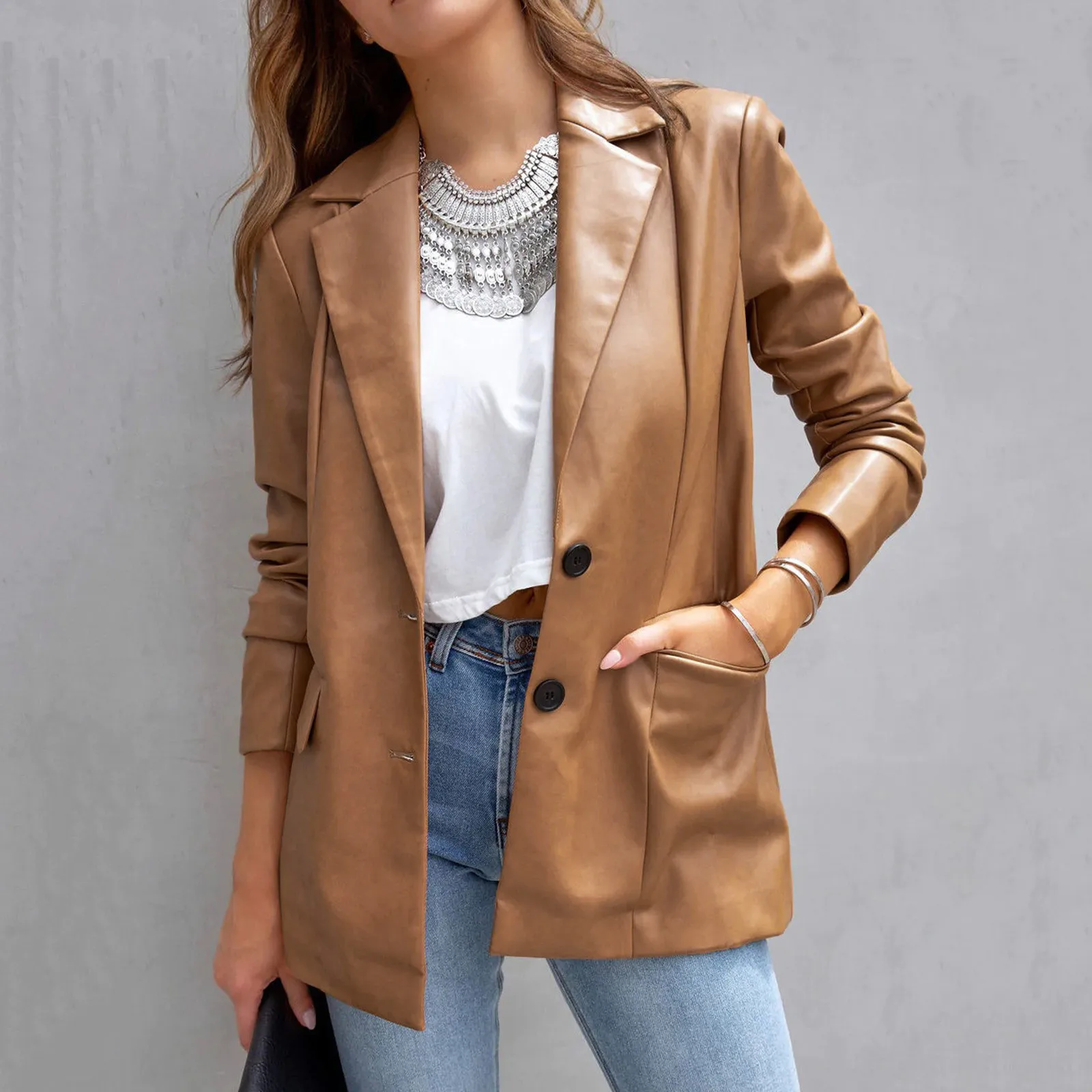 Hight Street Faux Leather Jacket Women Long Sleeve Notched Single Breasted Pocket Female Jacket 2024 Autumn Elegant Lady Coat
Hight Street Faux Leather Jacket Women Long Sleeve Notched Single Breasted Pocket Female Jacket 2024 Autumn Elegant Lady Coat