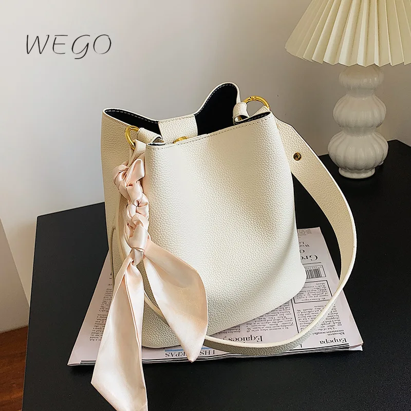 PU Fairy Bag Summer New Tide Bucket Bags Large Capacity Simple Fashion Scarf Weaven One-shoulder Bucket Shoulder Bag
PU Fairy Bag Summer New Tide Bucket Bags Large Capacity Simple Fashion Scarf Weaven One-shoulder Bucket Shoulder Bag