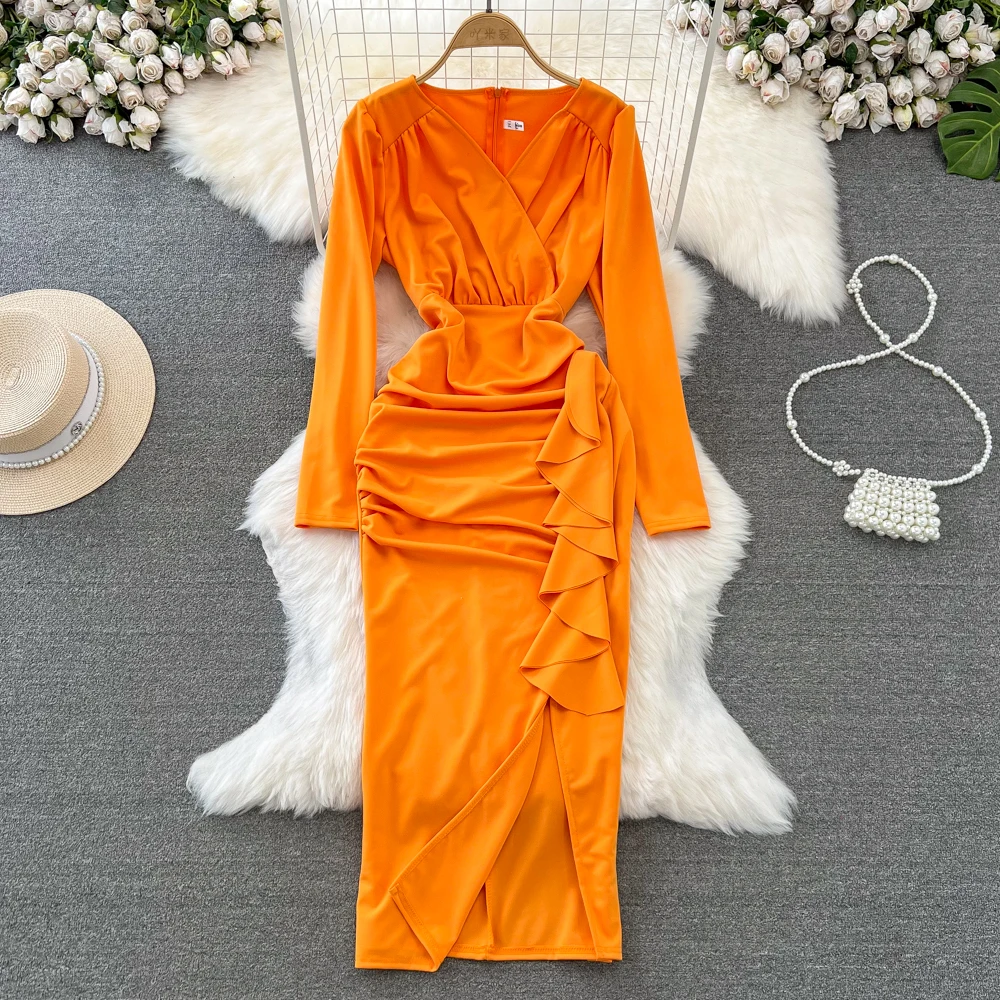 Spring And Autumn Long Sleeve V-Neck Ruffles Dress Women's Waist Shrinking Slim Fit Mid Long Pleated Bottom Wrapped Long Dress
Spring And Autumn Long Sleeve V-Neck Ruffles Dress Women's Waist Shrinking Slim Fit Mid Long Pleated Bottom Wrapped Long Dress