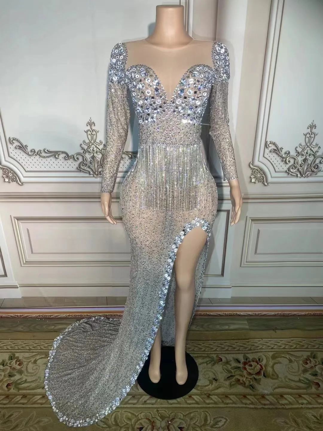 Women Sexy Vintage Sequin Cocktail Dress Female V-neck Long Sleeve Bodycon Dress Lady Fashion Evening Party Club Elegant Clothes
Women Sexy Vintage Sequin Cocktail Dress Female V-neck Long Sleeve Bodycon Dress Lady Fashion Evening Party Club Elegant Clothes