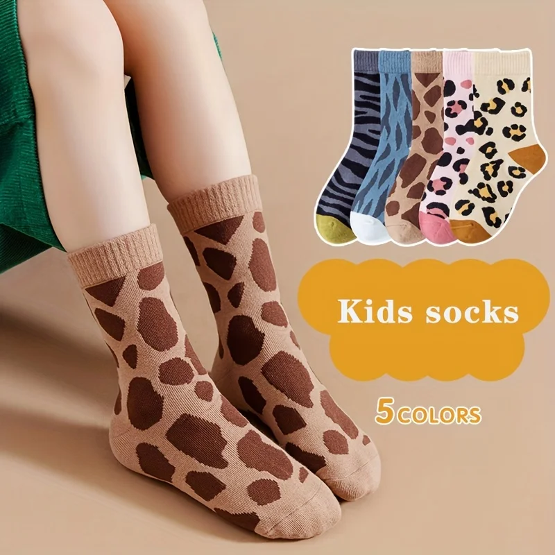5 Pairs of Leopard Patterned Mid Length Socks with Breathable and Comfortable Sweat-absorbing Combed Cotton Round Neck Socks
5 Pairs of Leopard Patterned Mid Length Socks with Breathable and Comfortable Sweat-absorbing Combed Cotton Round Neck Socks