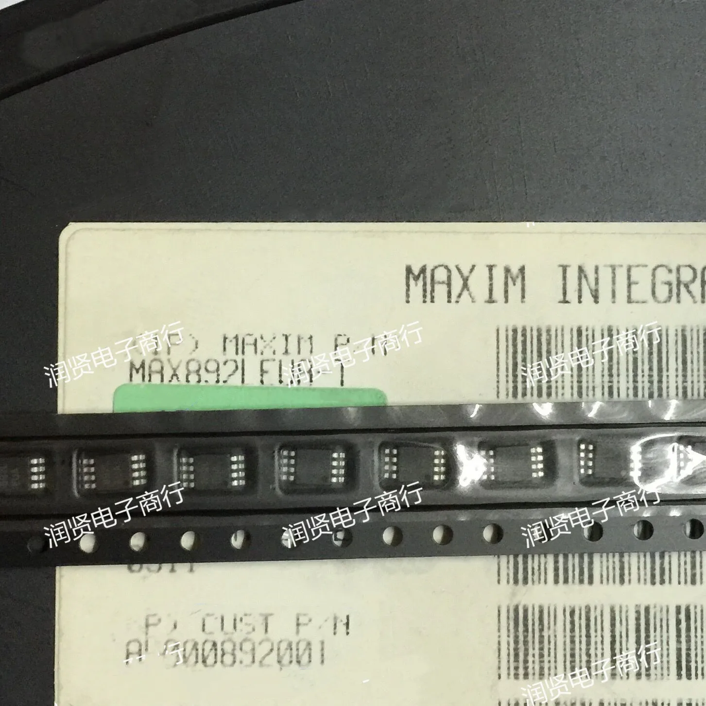 3 шт. MAX892LEUA-T MAX892LEUA MSOP8 абсолютно новый оригинальный 
3 шт. MAX892LEUA-T MAX892LEUA MSOP8 абсолютно новый оригинальный
