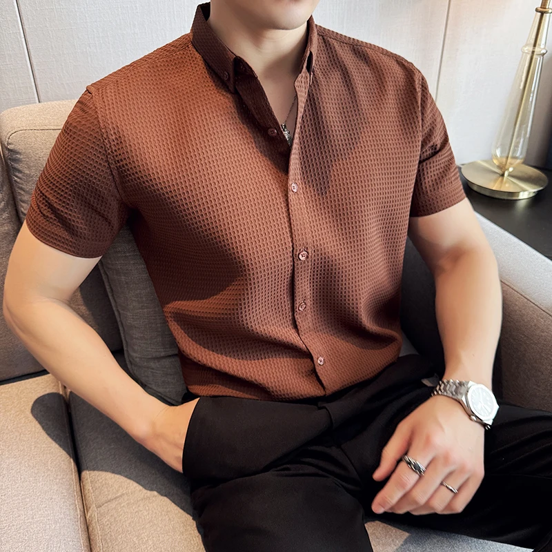 

British Style Waffle Short Sleeved Shirt Men Fashion Summer Casual Solid Loose Shirt Male Social Business Dress Shirts Blouse