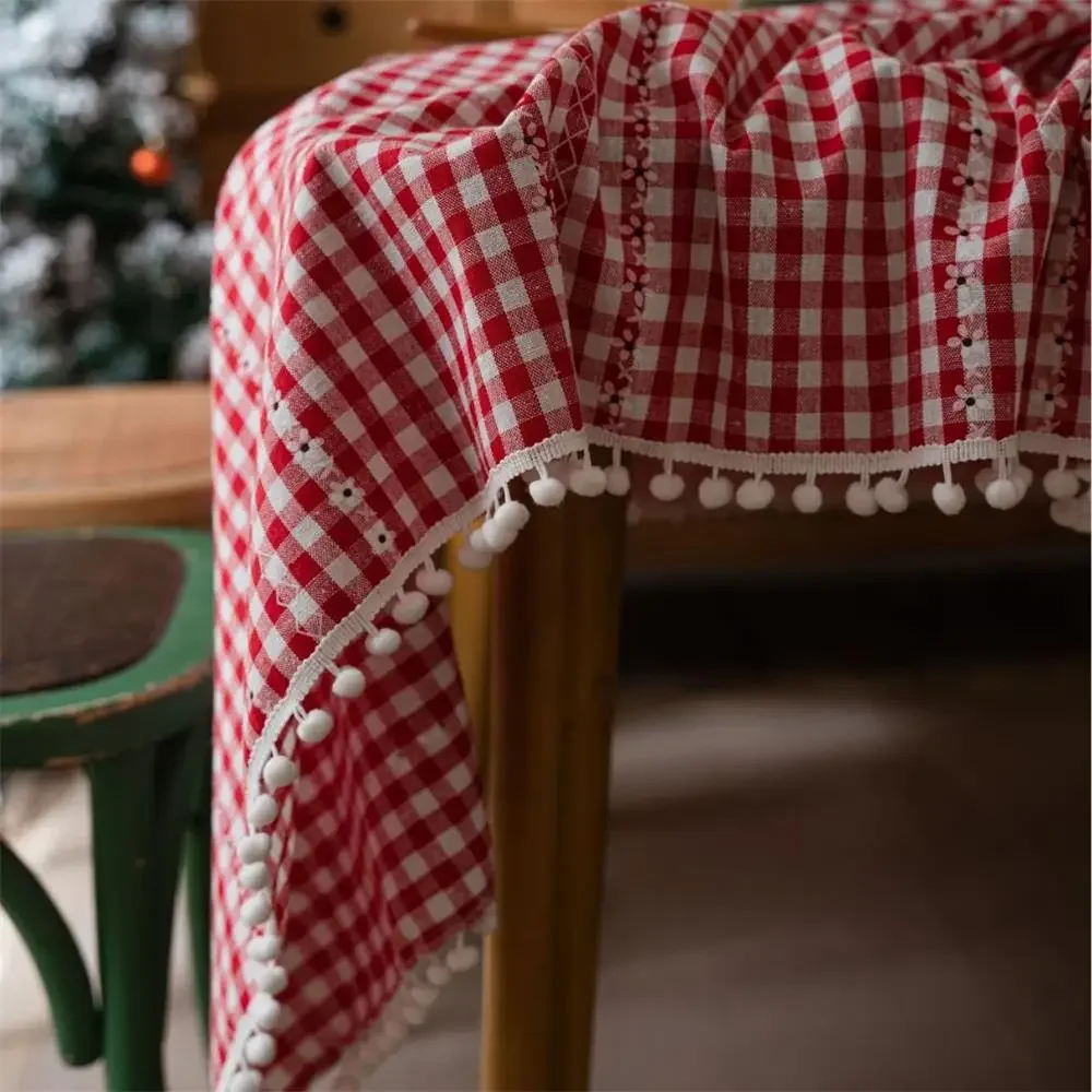 Rectangular Tablecloth for Christmas Red Plaid Snow Printed Cotton Table Cover Mat with Tassels for Dinning Table Home Decor
Rectangular Tablecloth for Christmas Red Plaid Snow Printed Cotton Table Cover Mat with Tassels for Dinning Table Home Decor