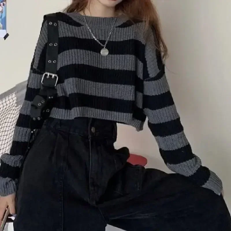 Korean Style Striped Cropped Sweater Women Vintage Oversize Knit Jumper Female Autumn Long Sleeve O-neck Pullovers Tops
Korean Style Striped Cropped Sweater Women Vintage Oversize Knit Jumper Female Autumn Long Sleeve O-neck Pullovers Tops