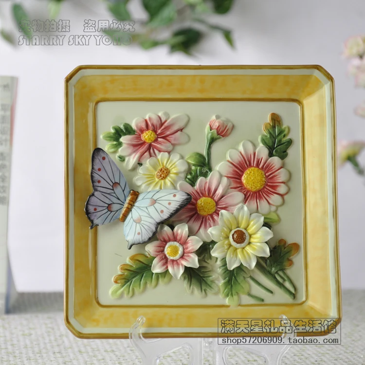 Daisy Square Ceramic Wall-Plate Decorative Tray European Home Decorations and Accessories Creative Wedding Gift
Daisy Square Ceramic Wall-Plate Decorative Tray European Home Decorations and Accessories Creative Wedding Gift