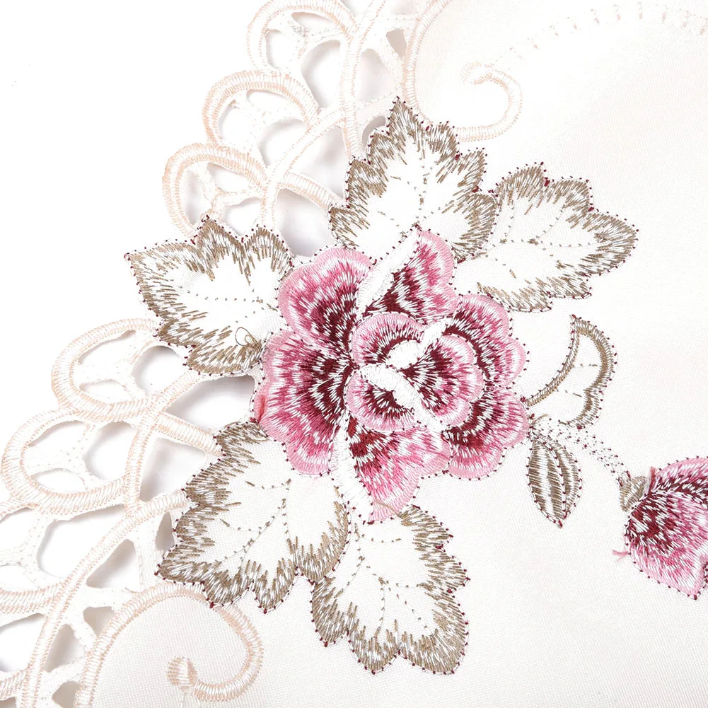 40*85cm Pastoral Tablecloth Country Style Floral Embroidered Lace Table Cloth Table Vintage French Lace Table Placemat Decor
40*85cm Pastoral Tablecloth Country Style Floral Embroidered Lace Table Cloth Table Vintage French Lace Table Placemat Decor