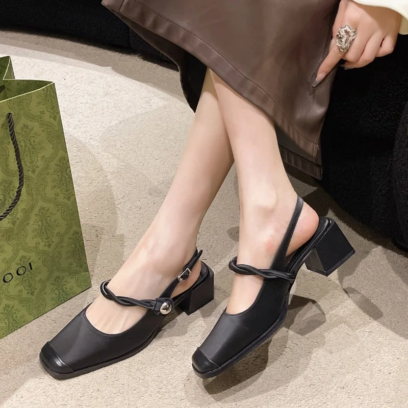 2024 New Summer Singbacks Sandals Women Cover Toe High Heels Outdoor Elegant Dress Ladies Shoes
2024 New Summer Singbacks Sandals Women Cover Toe High Heels Outdoor Elegant Dress Ladies Shoes