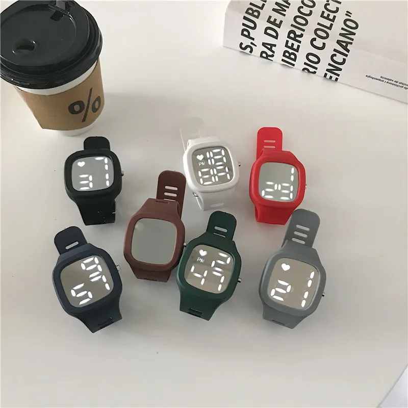 Ladies ins Fashion Watch Korean Versioncouple Watch Men Women Sports Digital Square Dial Digital Watch Anti-drop for Adolescent
Ladies ins Fashion Watch Korean Versioncouple Watch Men Women Sports Digital Square Dial Digital Watch Anti-drop for Adolescent