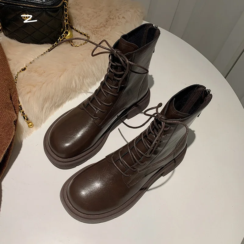New Style Autumn and Winter Plush Warm Ladies' Martin Boots Fashion Thick Soles Retro Brown, Classic Black Women's Short Boots
New Style Autumn and Winter Plush Warm Ladies' Martin Boots Fashion Thick Soles Retro Brown, Classic Black Women's Short Boots