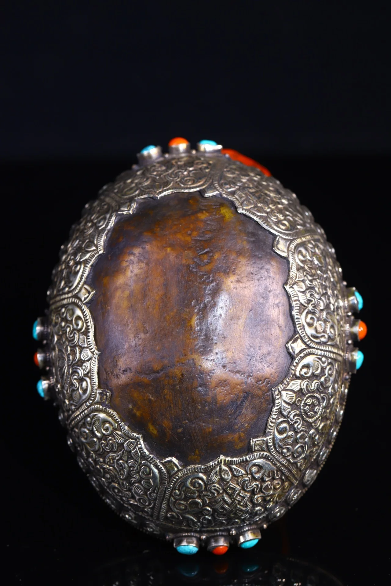 7"Tibetan Temple Collection Old Gabala Tibetan silver Mosaic Gem Eight Treasures Skull Gabala Bowl Amulet Town house
7"Tibetan Temple Collection Old Gabala Tibetan silver Mosaic Gem Eight Treasures Skull Gabala Bowl Amulet Town house