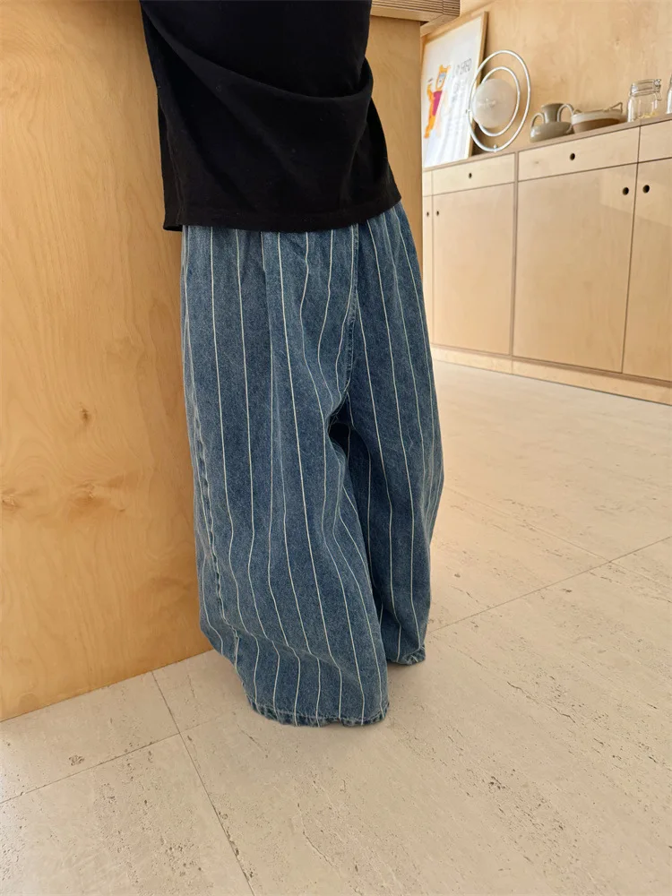 2025 Spring New Children Striped Denim Trousers Baby Boys Casual Pants Toddler Girls Wide Leg Pants Kids Fashion Loose Jeans 22 S6d0aed43ff3d4e6d9c2576e25744dfac7