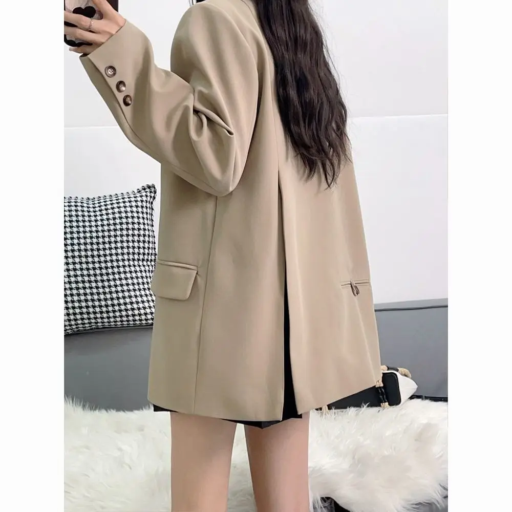 Black Women's Suit Jacket Spring and Autumn Coat 2023 New Korean Style Office Lady Hong Kong Style Chic Casual Suit Blazer Top
Black Women's Suit Jacket Spring and Autumn Coat 2023 New Korean Style Office Lady Hong Kong Style Chic Casual Suit Blazer Top