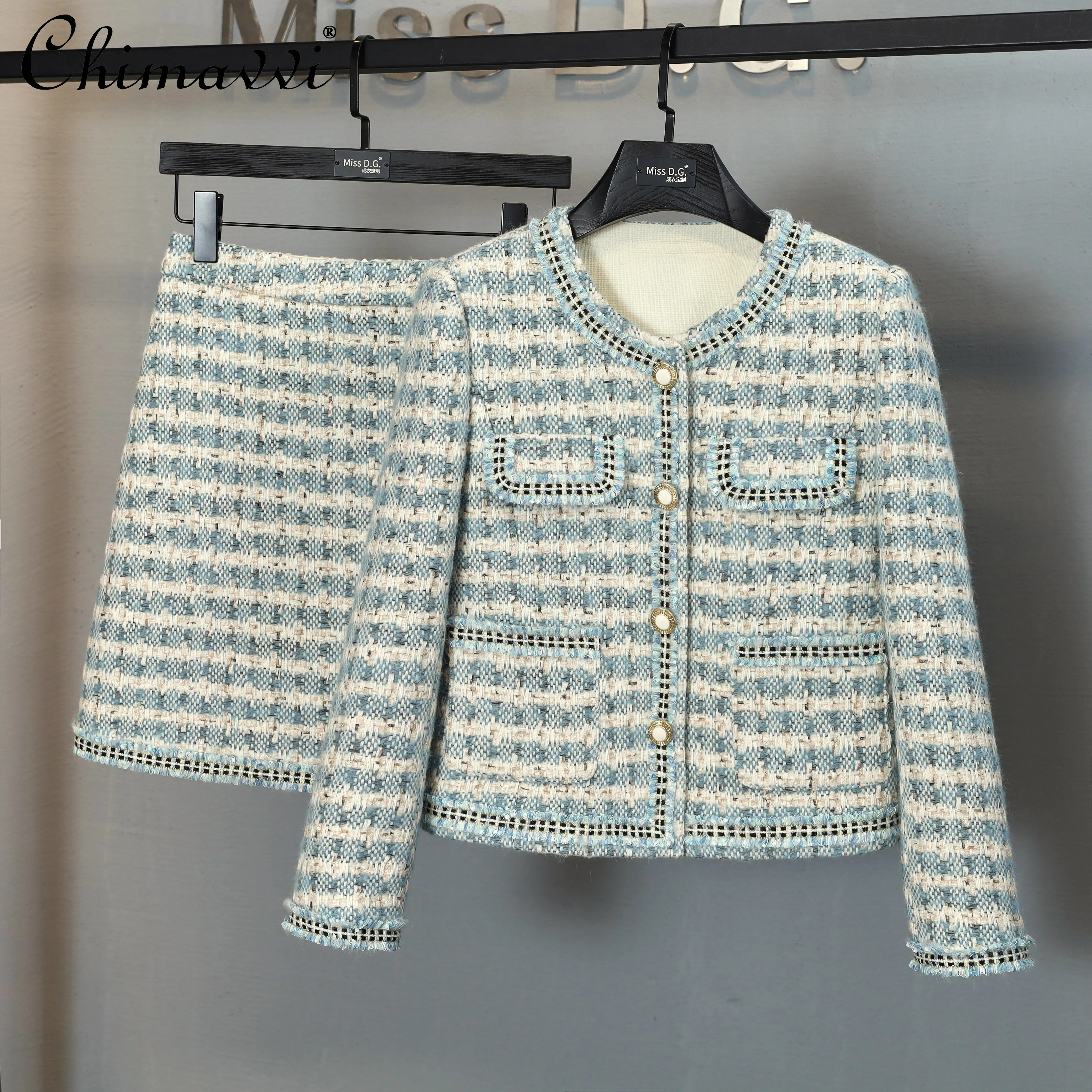 Ladies Two-Piece Set 2022 Autumn Winter New Fashion Round Neck Single-Breasted Long Sleeve Coat Skirt Temperament Commute Suit 
Ladies Two-Piece Set 2022 Autumn Winter New Fashion Round Neck Single-Breasted Long Sleeve Coat Skirt Temperament Commute Suit