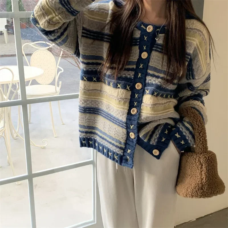 QNPQYX Vintage Chic Ocean Star Cardigan Women Sweater Long Sleeve Coat Fashion Streetwear Loose Female Tops
QNPQYX Vintage Chic Ocean Star Cardigan Women Sweater Long Sleeve Coat Fashion Streetwear Loose Female Tops