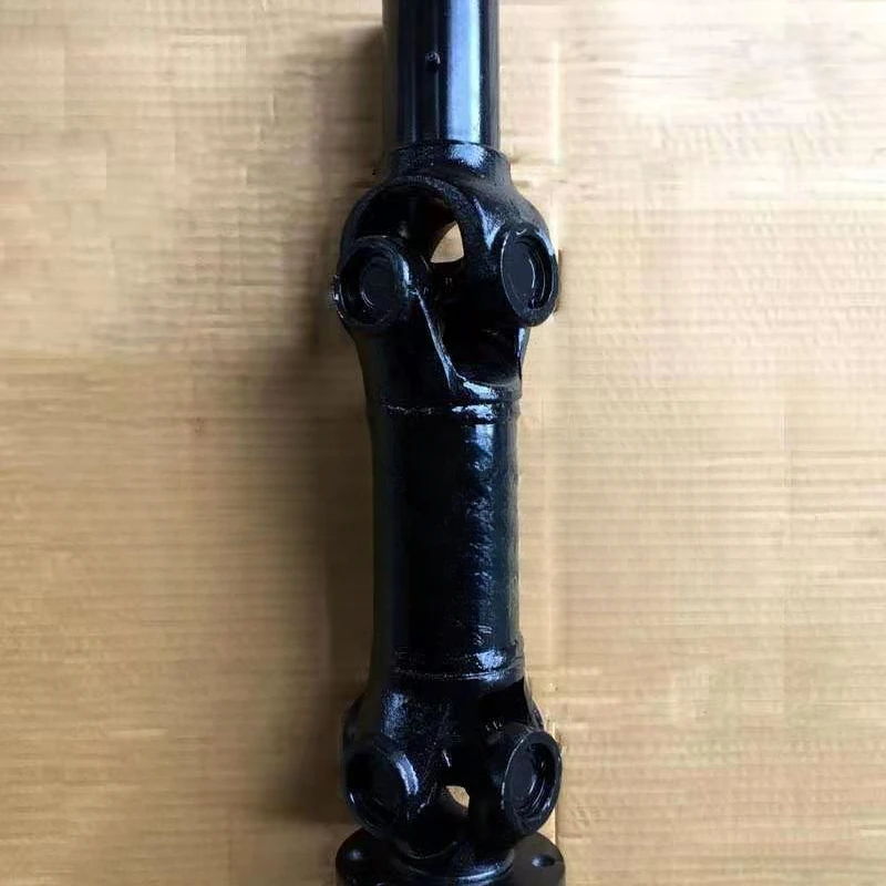 The transmission shaft of excavator rear axle, 65-8/B75-8-9 universal, with short and 6 holes convex circle.
The transmission shaft of excavator rear axle, 65-8/B75-8-9 universal, with short and 6 holes convex circle.