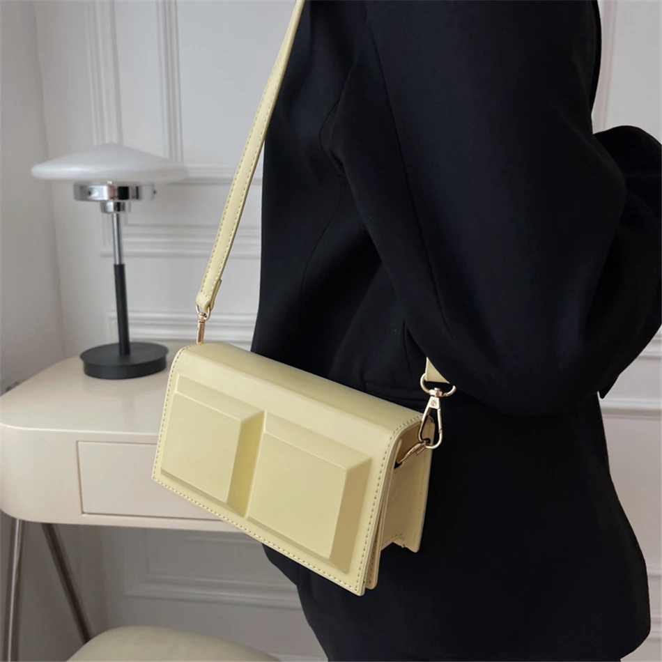 New Simple Small Square Bag Fashion Contrast Single Shoulder Messenger Bag Cheap Mini Bags New Arrivals
New Simple Small Square Bag Fashion Contrast Single Shoulder Messenger Bag Cheap Mini Bags New Arrivals