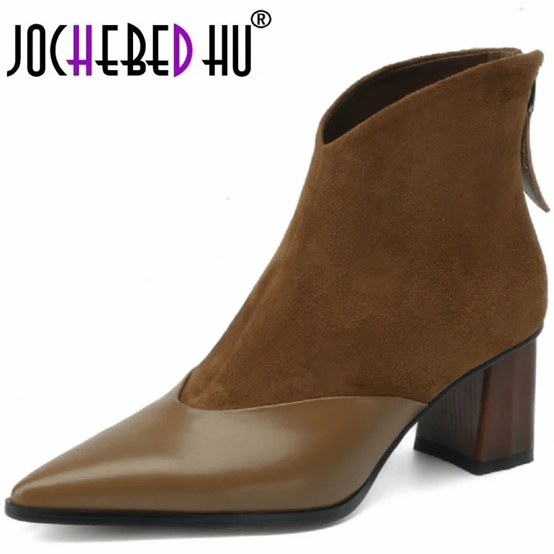【JOCHEBED HU】Women Ankle Boots Autumn Winter Office Ladies Splicing Genuine Leather Fashion Zipper High Heeled Shoes 
【JOCHEBED HU】Women Ankle Boots Autumn Winter Office Ladies Splicing Genuine Leather Fashion Zipper High Heeled Shoes