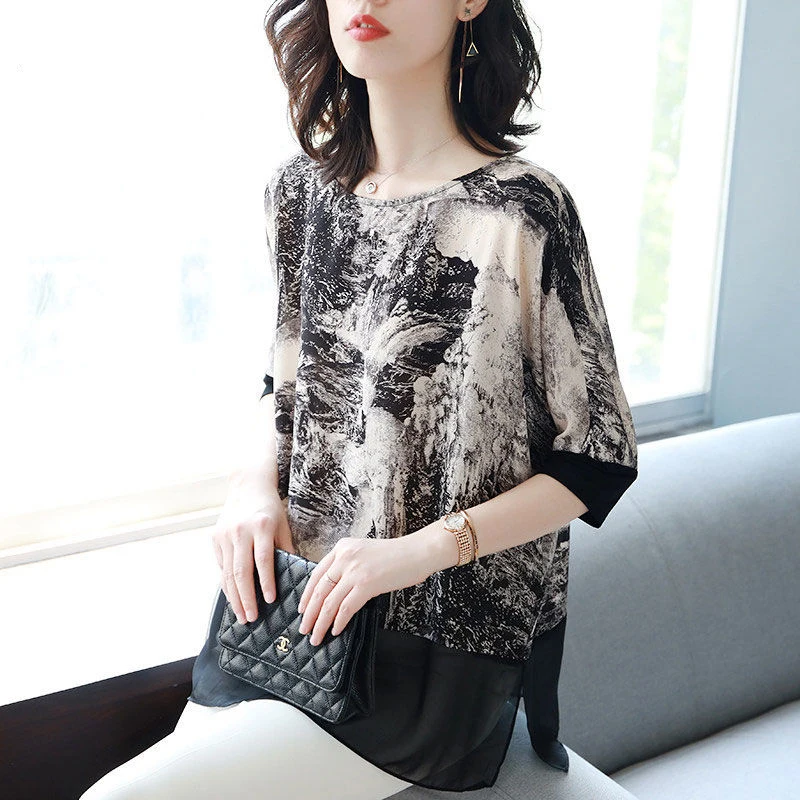 New Summer Women Chiffon Shirts Vintage Ink Printed Half Sleeve Patchwork Tee Aesthetic Femme Loose Tops Lady Blusas
New Summer Women Chiffon Shirts Vintage Ink Printed Half Sleeve Patchwork Tee Aesthetic Femme Loose Tops Lady Blusas