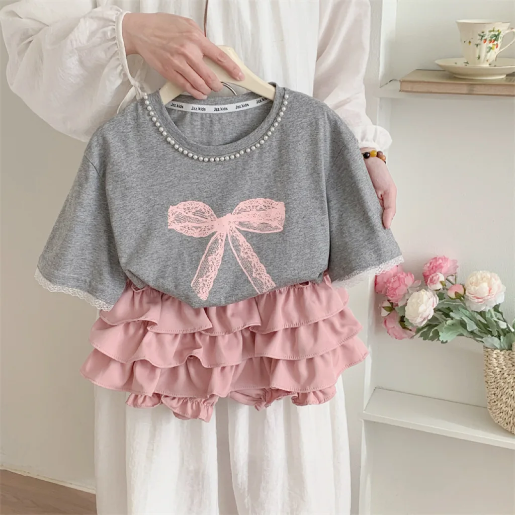 Girls Set 2024 Summer Childrens Cake Skirt Bow T-shirt Sweet Cute Gentle Two Piece Set Baby Summer Clothes
Girls Set 2024 Summer Childrens Cake Skirt Bow T-shirt Sweet Cute Gentle Two Piece Set Baby Summer Clothes