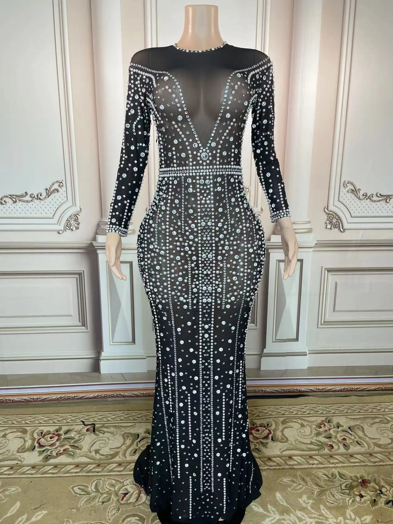 New Arrival Famous Brand Dress Solid Diamond O-neck Leather Long Sleeve Sexy Celebrity Party Maxi Dress
New Arrival Famous Brand Dress Solid Diamond O-neck Leather Long Sleeve Sexy Celebrity Party Maxi Dress