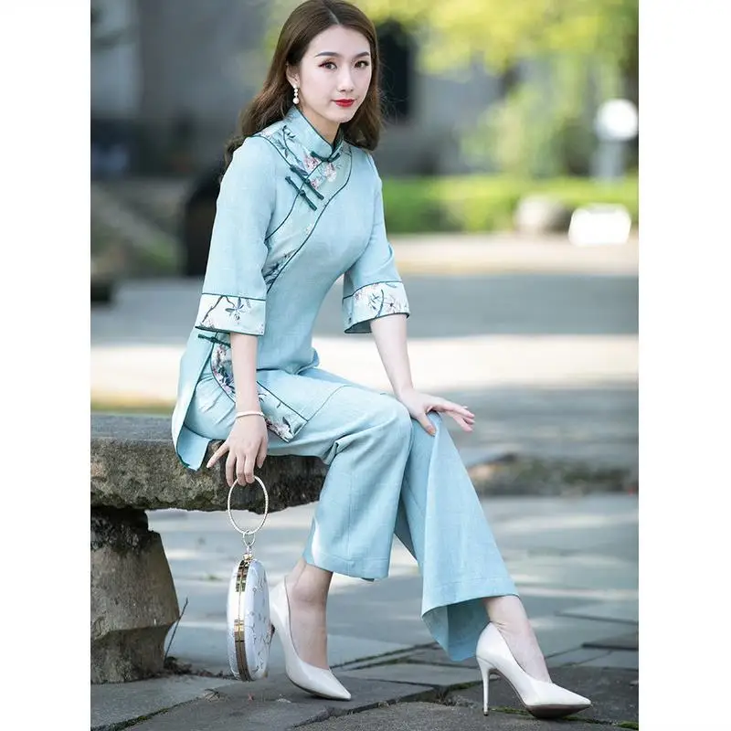 Women Fashion Chinese Style Cheongsam Tang Suit Print Qipao Shirt Tops Waide Leg Pants Lady Elegant Blue Oriental Clothing Set
Women Fashion Chinese Style Cheongsam Tang Suit Print Qipao Shirt Tops Waide Leg Pants Lady Elegant Blue Oriental Clothing Set