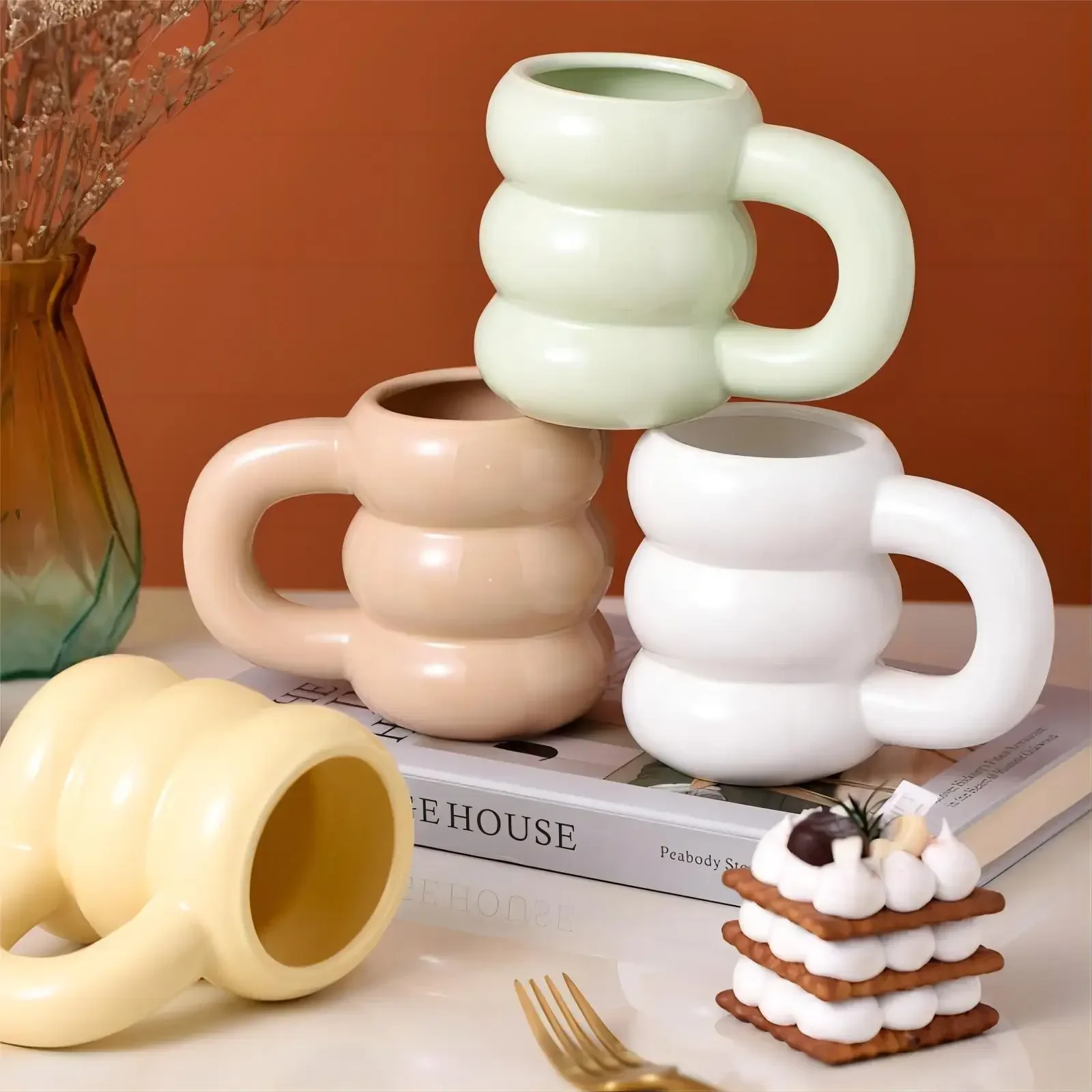 

Симпатичные керамические кружки, кофейные чашки, корейские милые дизайнерские круглая кофейная чашка для завтрака, молока, сока, чая, чашка с ручкой 350 мл