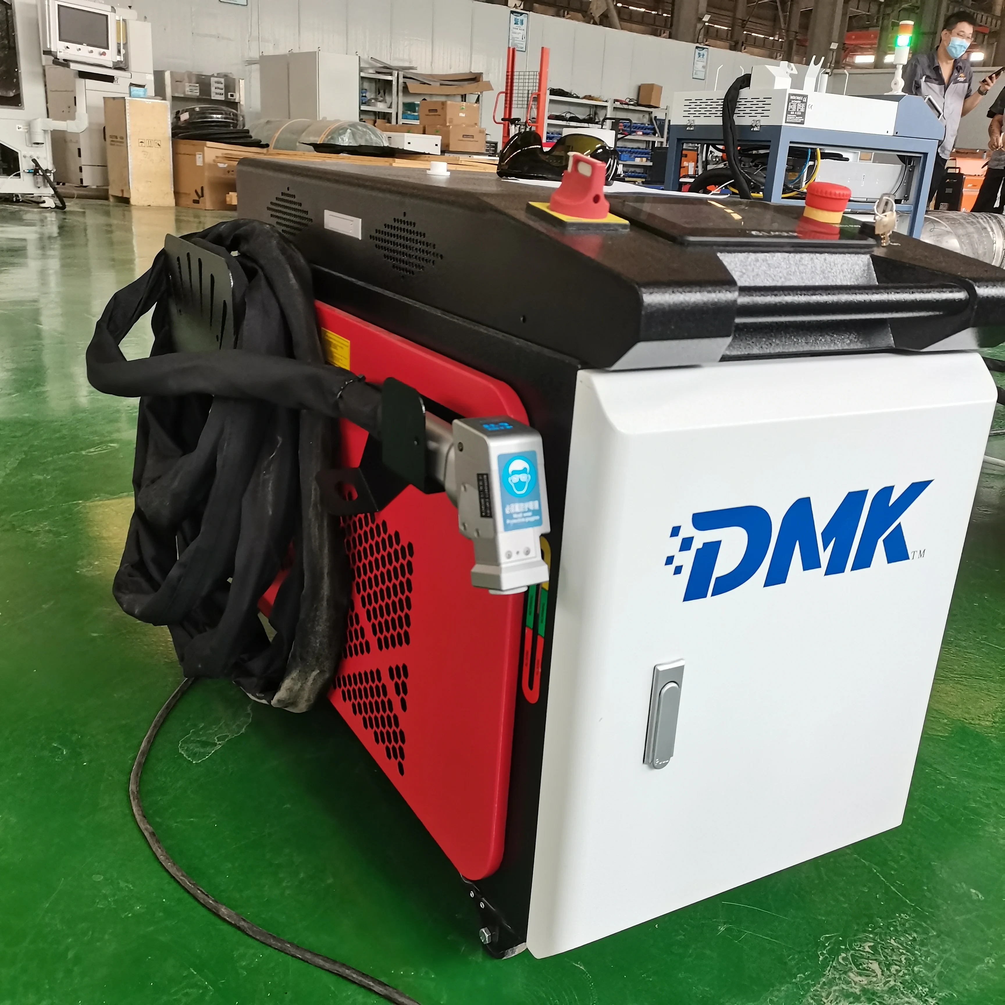 TrueFast 1500w 2000w 3000w Portable Laser Cleaning Machine for Rust and paint removal
TrueFast 1500w 2000w 3000w Portable Laser Cleaning Machine for Rust and paint removal